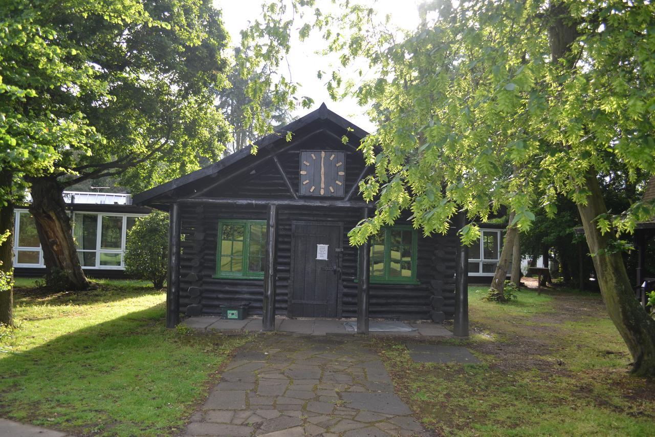 ホテル Gilwell Park チングフォード エクステリア 写真